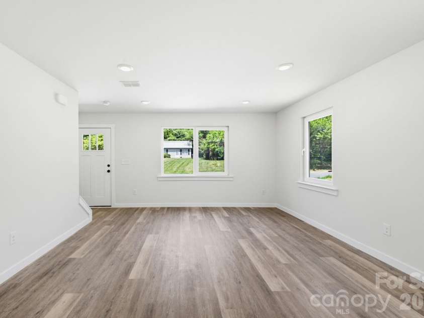 701 2nd Street Place, Conover, NC 28613.  MLS# CAR4382063, YatesRealty ID 21741. 