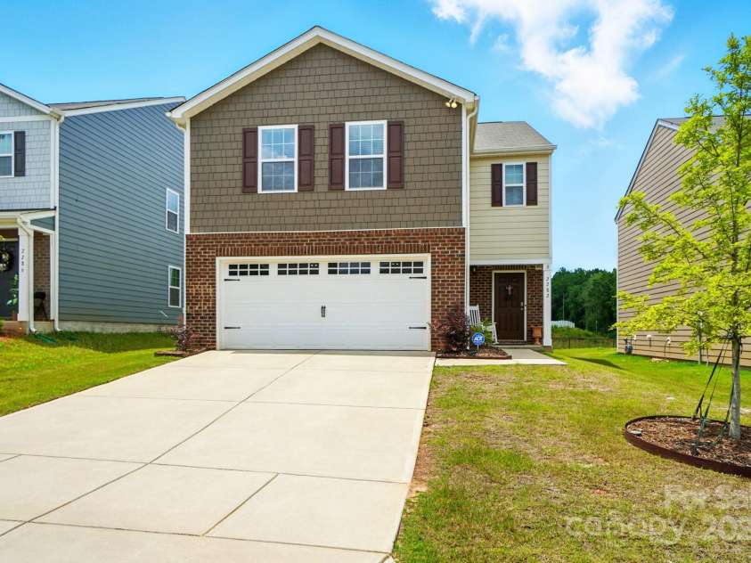 2282 Redstone Drive, York, SC 29745.  MLS# CAR4273221, YatesRealty ID 21742. 