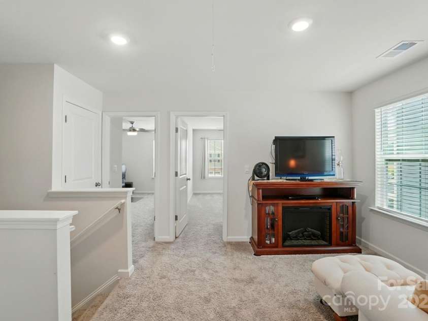 2282 Redstone Drive, York, SC 29745.  MLS# CAR4273221, YatesRealty ID 21742. 