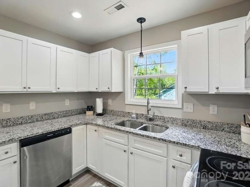 14 Poe Street, Rock Hill, SC 29730.  MLS# CAR4239806, YatesRealty ID 21743. 