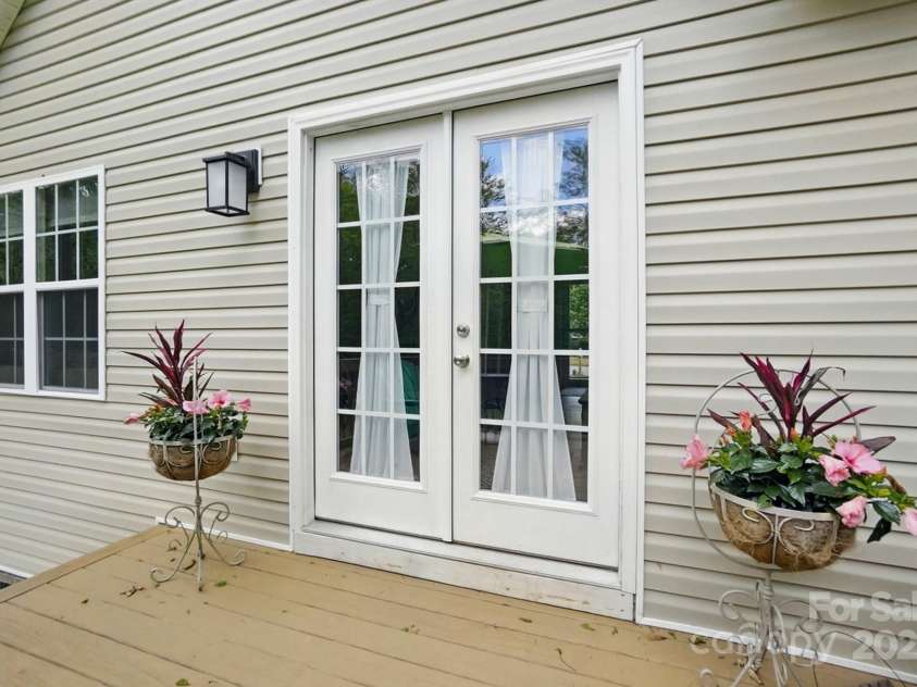 14 Poe Street, Rock Hill, SC 29730.  MLS# CAR4239806, YatesRealty ID 21743. 