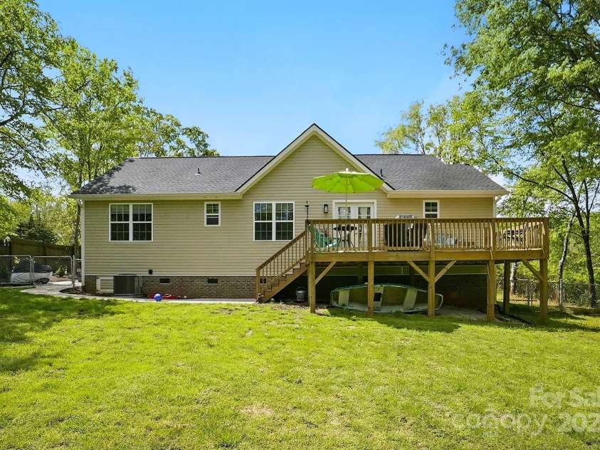 14 Poe Street, Rock Hill, SC 29730.  MLS# CAR4239806, YatesRealty ID 21743. 