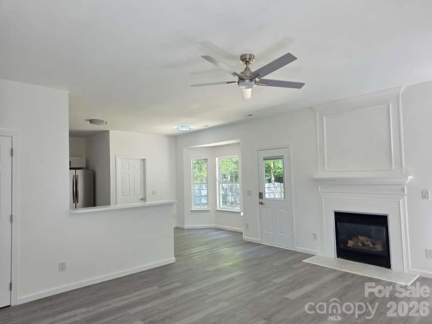10317 Stoneykirk Lane, Charlotte, NC 28269.  MLS# CAR4382179, YatesRealty ID 21744. 