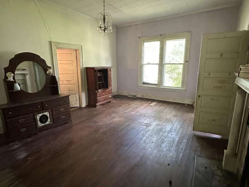 118 Hemphill Avenue, Chester, SC 29706.  MLS# CAR4271644, YatesRealty ID 21744. 