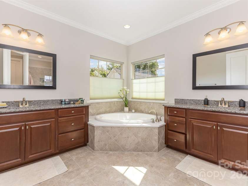 209 Helton Lane, Fort Mill, SC 29708.  MLS# CAR4251647, YatesRealty ID 21745. 