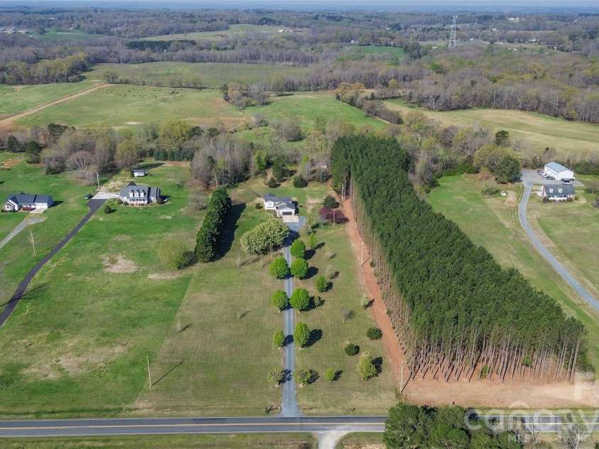 8407 Harvell Road, Stanfield, NC 28163.  MLS# CAR4353096, YatesRealty ID 21745. 