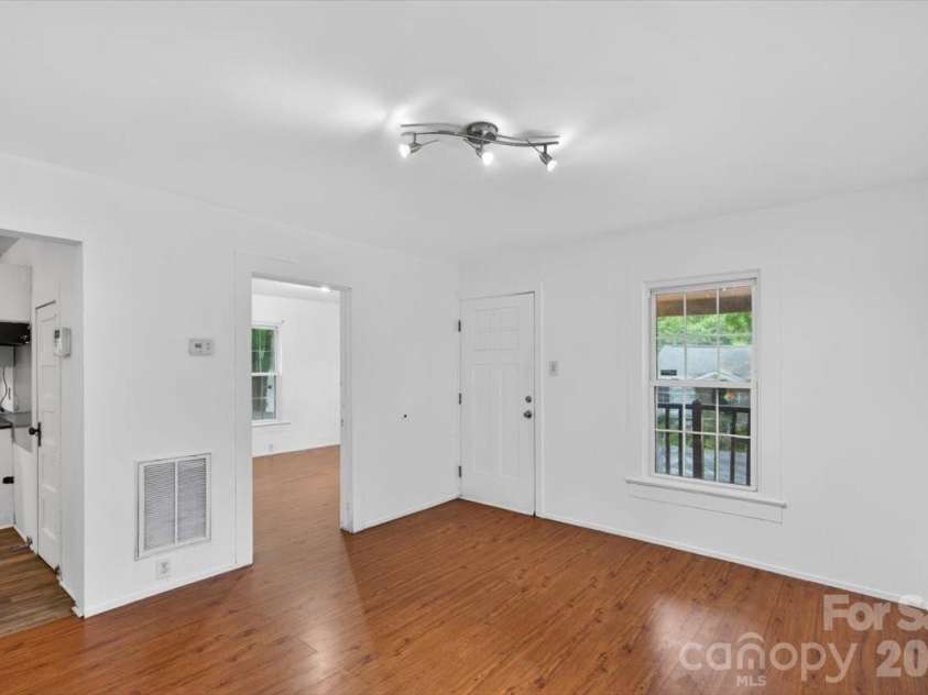 416 Echo Avenue, Kannapolis, NC 28081.  MLS# CAR4381584, YatesRealty ID 21747. 