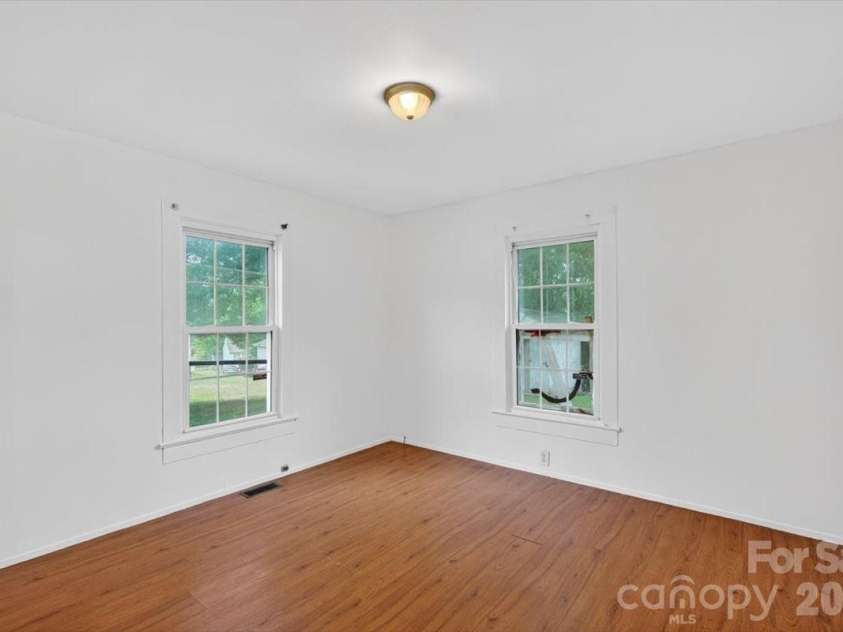 416 Echo Avenue, Kannapolis, NC 28081.  MLS# CAR4381584, YatesRealty ID 21747. 