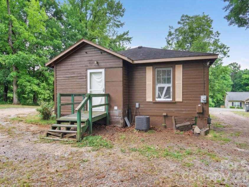 416 Echo Avenue, Kannapolis, NC 28081.  MLS# CAR4381584, YatesRealty ID 21747. 