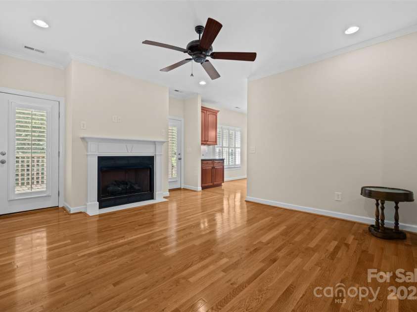 1593 Worthington Crossing, Rock Hill, SC 29732.  MLS# CAR4301171, YatesRealty ID 2175. 