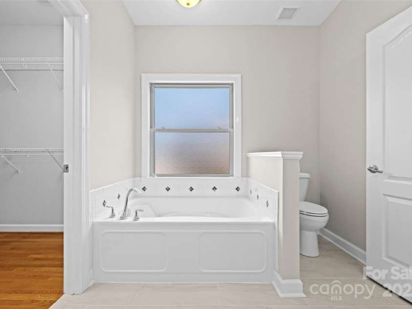 1593 Worthington Crossing, Rock Hill, SC 29732.  MLS# CAR4301171, YatesRealty ID 2175. 