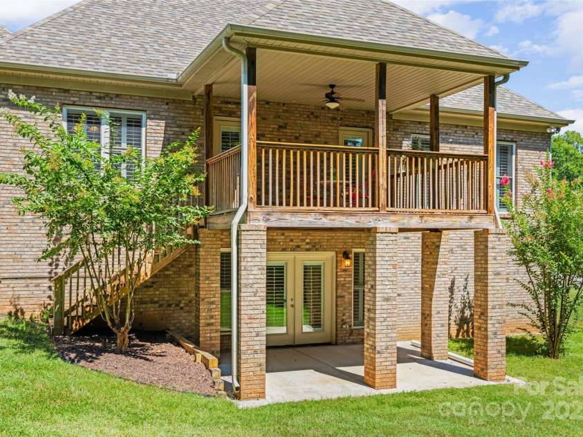 1593 Worthington Crossing, Rock Hill, SC 29732.  MLS# CAR4301171, YatesRealty ID 2175. 