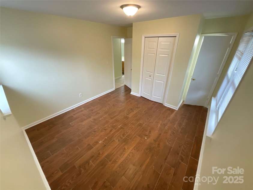 837 Corwin Drive, Charlotte, NC 28213.  MLS# CAR4234721, YatesRealty ID 2175. 