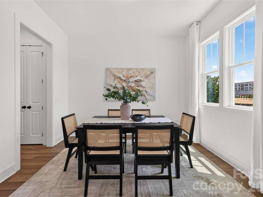 9109 Maybry Park Street, Charlotte, NC 28212.  MLS# CAR4261607, YatesRealty ID 2175. Dining Room