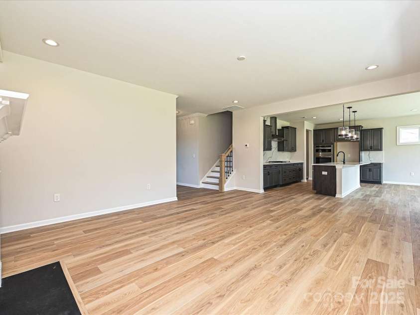 2211 Camber Drive, Gastonia, NC 28054.  MLS# CAR4222812, YatesRealty ID 21750. Family Room/Kitchen
