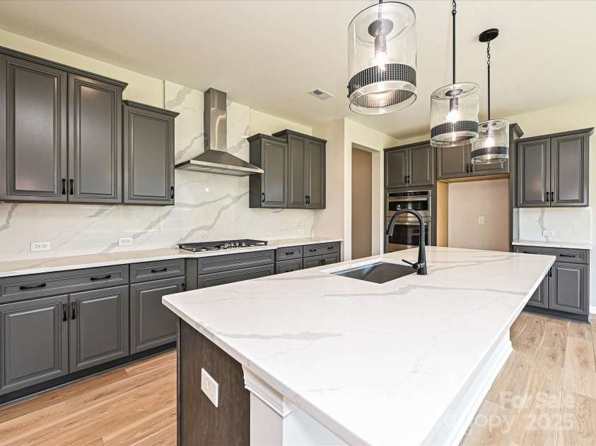 2211 Camber Drive, Gastonia, NC 28054.  MLS# CAR4222812, YatesRealty ID 21750. Kitchen