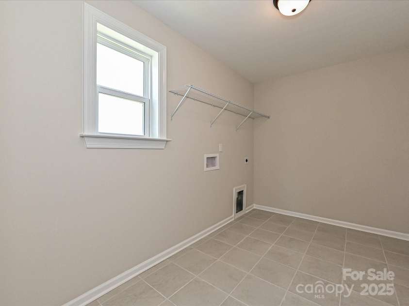 2211 Camber Drive, Gastonia, NC 28054.  MLS# CAR4222812, YatesRealty ID 21750. Laundry Room