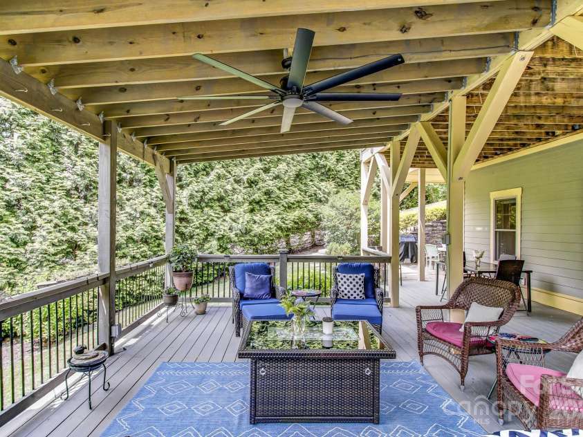 35 Village Pointe Lane, Asheville, NC 28803.  MLS# CAR4273092, YatesRealty ID 21751. 