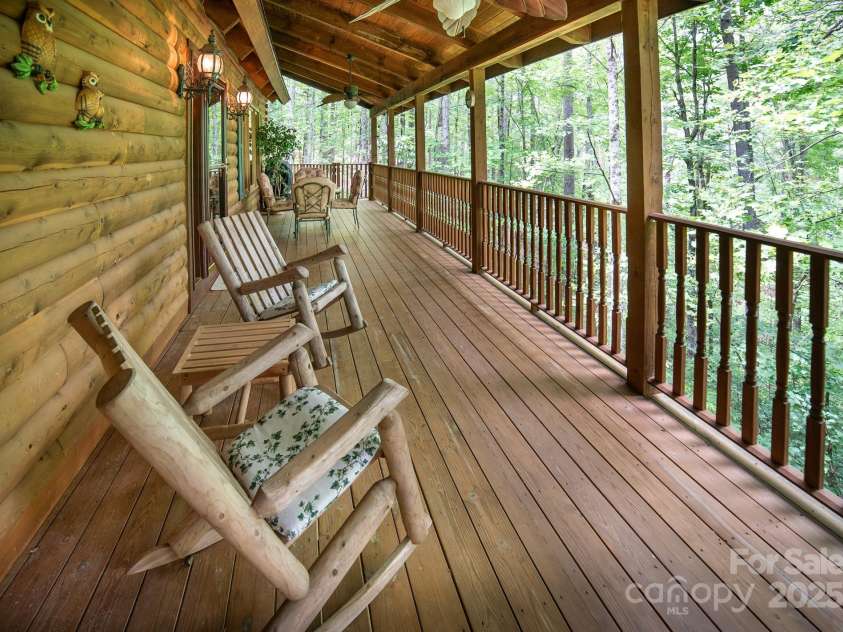 1465 Ohennesy Lane, Lenoir, NC 28645.  MLS# CAR4271925, YatesRealty ID 21752. 