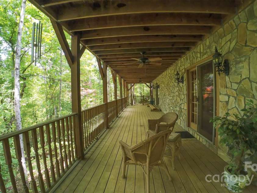 1465 Ohennesy Lane, Lenoir, NC 28645.  MLS# CAR4271925, YatesRealty ID 21752. 