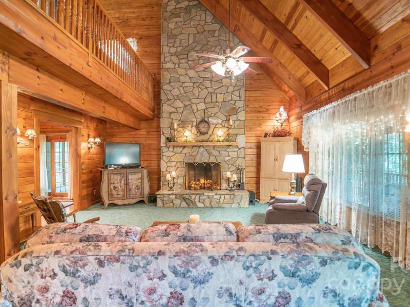 1465 Ohennesy Lane, Lenoir, NC 28645.  MLS# CAR4271925, YatesRealty ID 21752. 