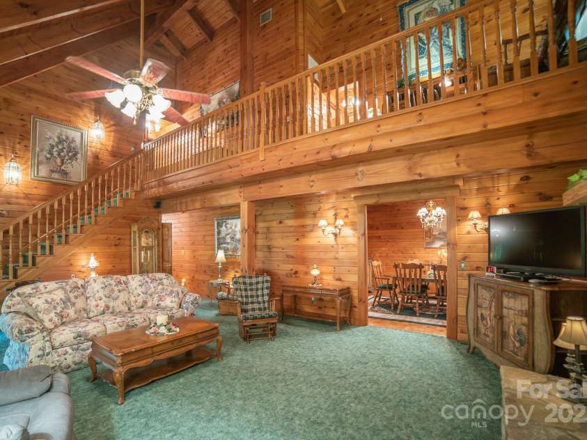 1465 Ohennesy Lane, Lenoir, NC 28645.  MLS# CAR4271925, YatesRealty ID 21752. 