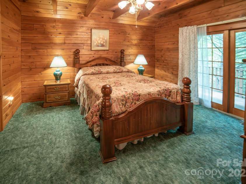 1465 Ohennesy Lane, Lenoir, NC 28645.  MLS# CAR4271925, YatesRealty ID 21752. 