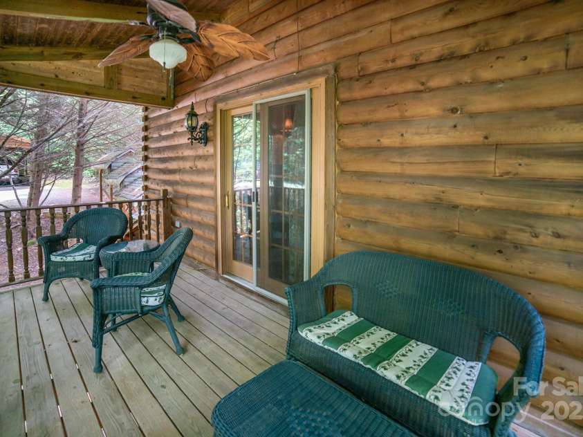 1465 Ohennesy Lane, Lenoir, NC 28645.  MLS# CAR4271925, YatesRealty ID 21752. 