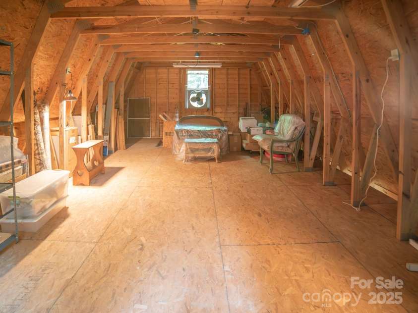 1465 Ohennesy Lane, Lenoir, NC 28645.  MLS# CAR4271925, YatesRealty ID 21752. 