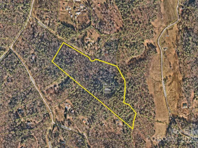 1465 Ohennesy Lane, Lenoir, NC 28645.  MLS# CAR4271925, YatesRealty ID 21752. 