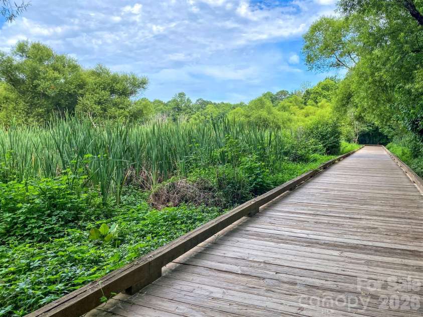 7231 Fortrose Lane, Charlotte, NC 28277.  MLS# CAR4377579, YatesRealty ID 21752. 