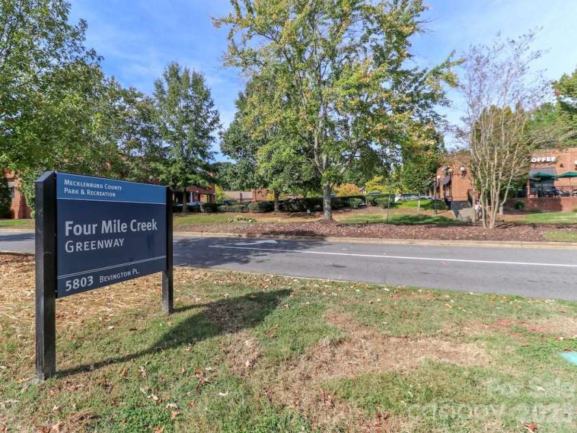 7231 Fortrose Lane, Charlotte, NC 28277.  MLS# CAR4377579, YatesRealty ID 21752. 