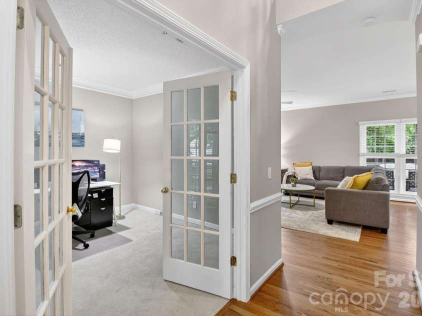 7231 Fortrose Lane, Charlotte, NC 28277.  MLS# CAR4377579, YatesRealty ID 21752. 