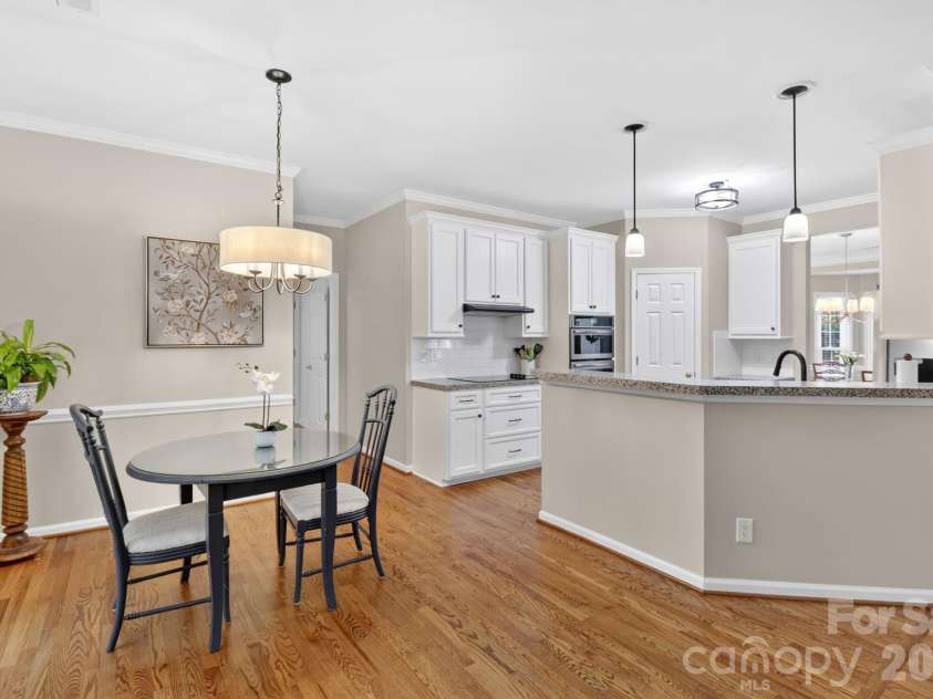 7231 Fortrose Lane, Charlotte, NC 28277.  MLS# CAR4377579, YatesRealty ID 21752. 