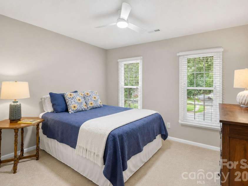 7231 Fortrose Lane, Charlotte, NC 28277.  MLS# CAR4377579, YatesRealty ID 21752. 