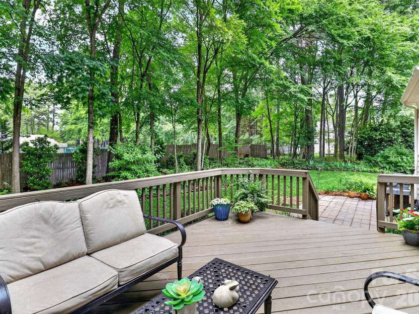 7231 Fortrose Lane, Charlotte, NC 28277.  MLS# CAR4377579, YatesRealty ID 21752. 