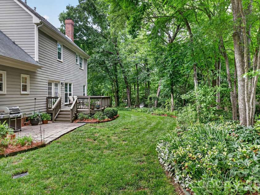 7231 Fortrose Lane, Charlotte, NC 28277.  MLS# CAR4377579, YatesRealty ID 21752. 