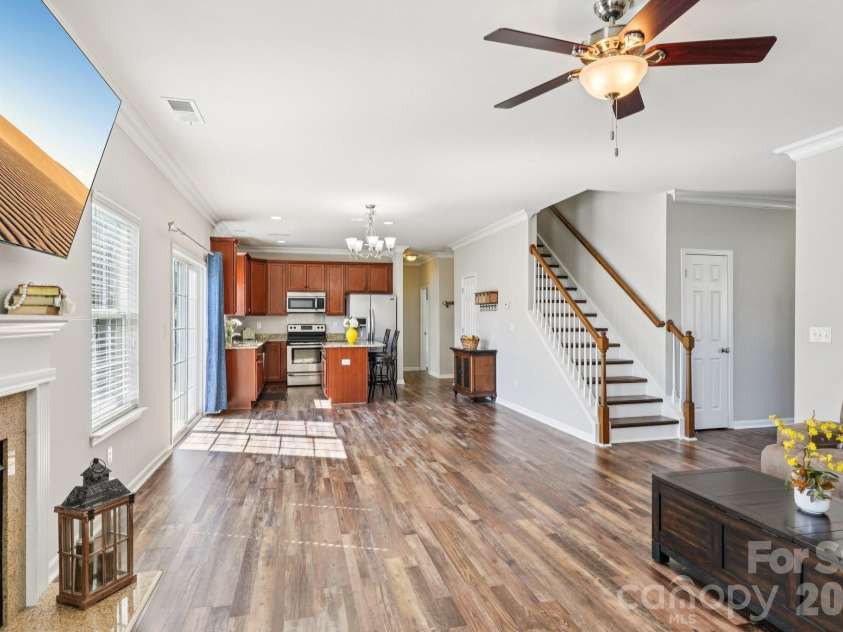 10229 Highland Creek Circle, Fort Mill, SC 29707.  MLS# CAR4347788, YatesRealty ID 21754. 