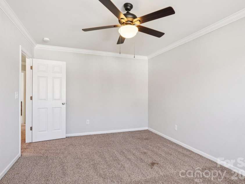 10229 Highland Creek Circle, Fort Mill, SC 29707.  MLS# CAR4347788, YatesRealty ID 21754. 