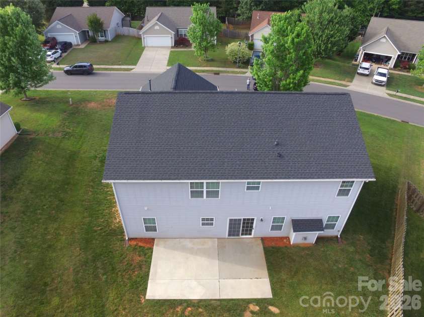 10229 Highland Creek Circle, Fort Mill, SC 29707.  MLS# CAR4347788, YatesRealty ID 21754. 