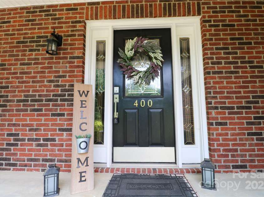 400 Majolica Road, Salisbury, NC 28147.  MLS# CAR4266113, YatesRealty ID 21755. 