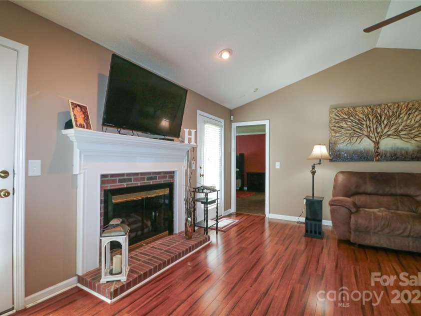 400 Majolica Road, Salisbury, NC 28147.  MLS# CAR4266113, YatesRealty ID 21755. 