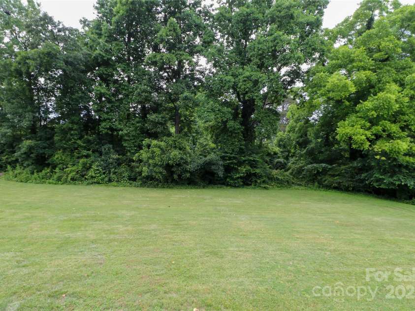 400 Majolica Road, Salisbury, NC 28147.  MLS# CAR4266113, YatesRealty ID 21755. 