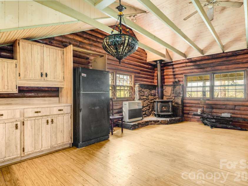 770 Echo Hill Drive, Green Mountain, NC 28704.  MLS# CAR4370648, YatesRealty ID 21757. 