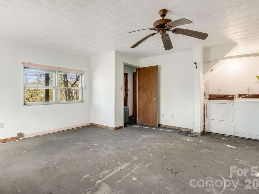 770 Echo Hill Drive, Green Mountain, NC 28704.  MLS# CAR4370648, YatesRealty ID 21757. 