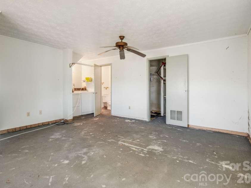 770 Echo Hill Drive, Green Mountain, NC 28704.  MLS# CAR4370648, YatesRealty ID 21757. 