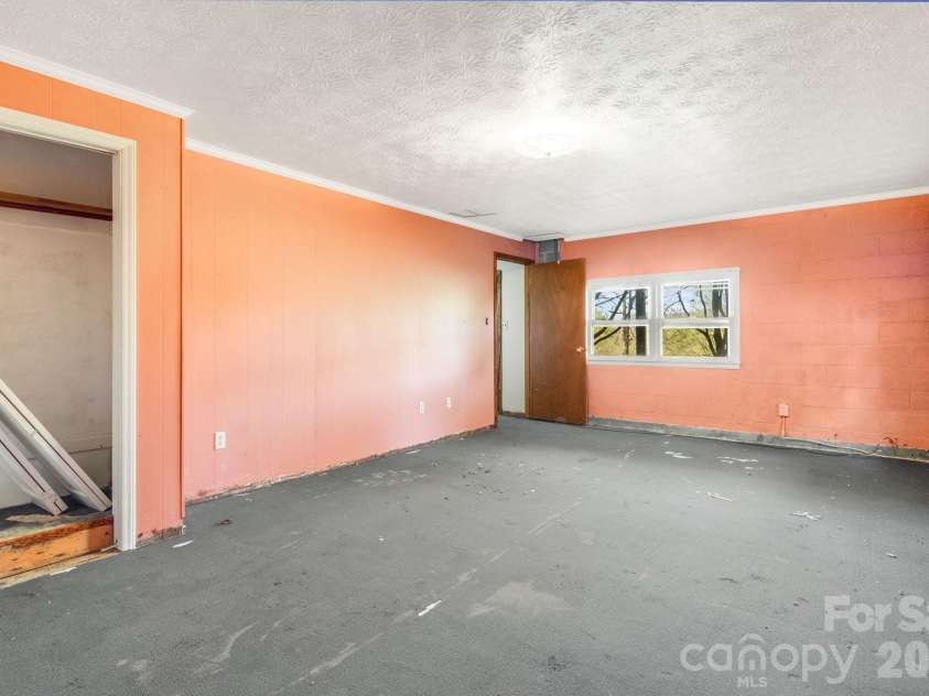 770 Echo Hill Drive, Green Mountain, NC 28704.  MLS# CAR4370648, YatesRealty ID 21757. 