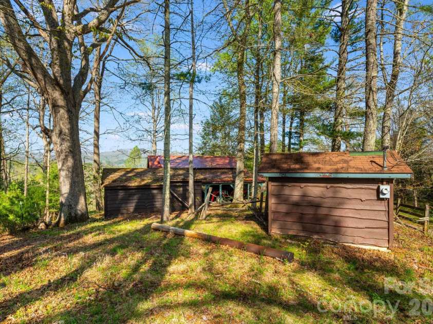 770 Echo Hill Drive, Green Mountain, NC 28704.  MLS# CAR4370648, YatesRealty ID 21757. 