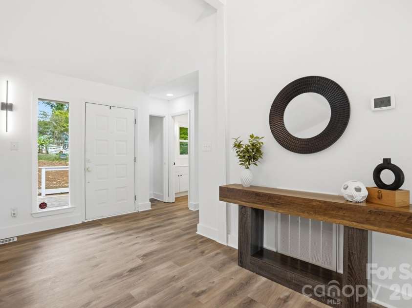 7015 Chelsea Day Lane, Tega Cay, SC 29708.  MLS# CAR4372291, YatesRealty ID 21758. 