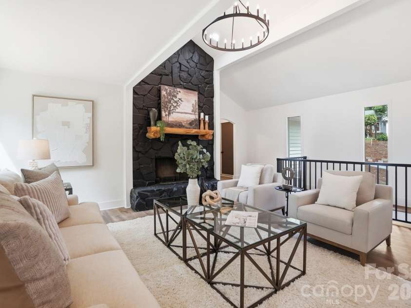 7015 Chelsea Day Lane, Tega Cay, SC 29708.  MLS# CAR4372291, YatesRealty ID 21758. 